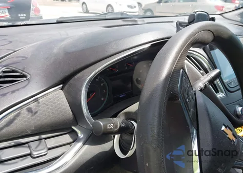 2019 Chevrolet Malibu Lt z USA, uszkodzony, nr VIN 1G1ZD5ST7KF119852